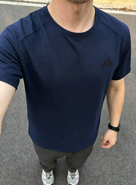 阿迪达斯冰丝速干短袖T恤男夏季薄款蓝色运动圆领弹力透气上衣