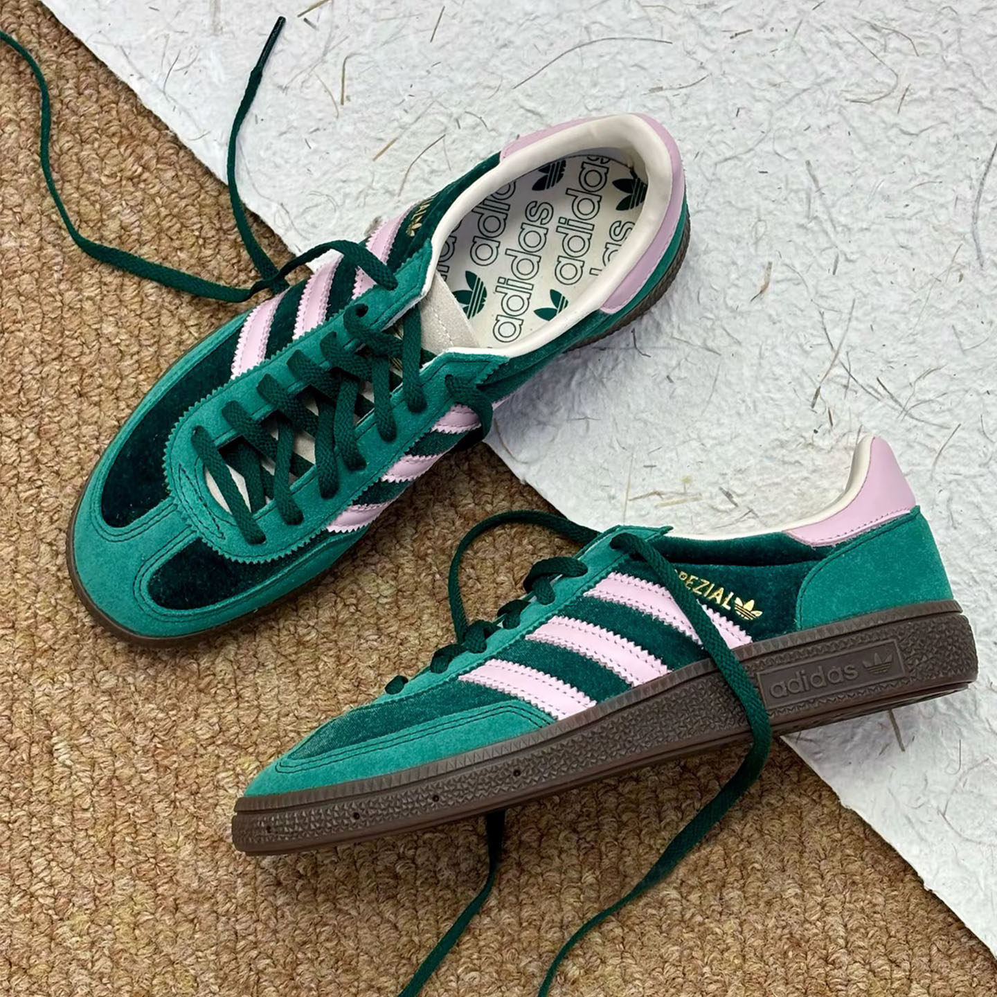 adidas阿迪达斯三叶草板鞋女新款正品休闲复古低帮绿色麂皮德训鞋