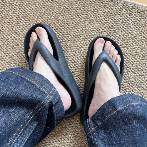 夏季男士防滑沙滩人字拖