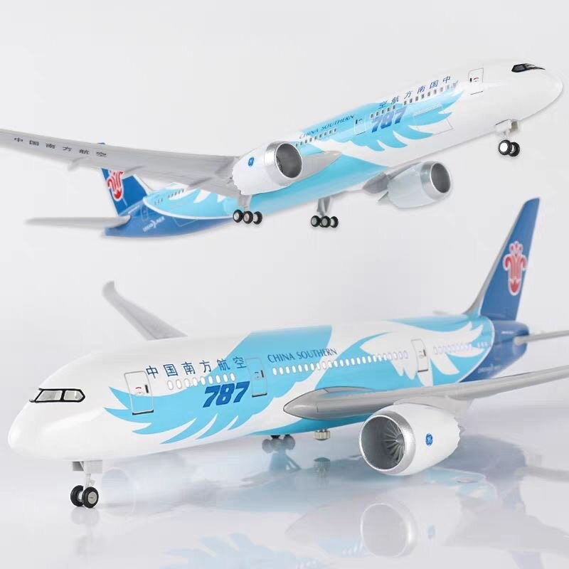 带灯波音B787南航彩绘厦航客机带灯带轮航空礼品摆件送礼学生教培