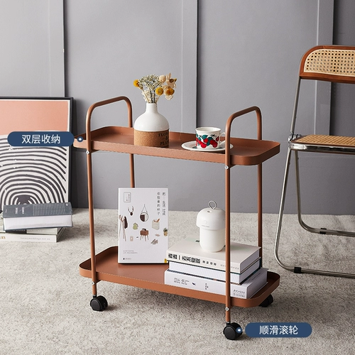 Норрум северная европейская домашняя сторона Несколько минималистских маленьких квартир гостиной, небольшая тележка, небольшая тележка