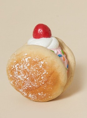 现mollypets* 韩国代购meaningless奶油夹心蛋糕狗狗乳胶发声玩具