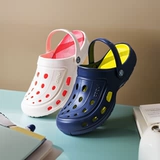 Съёмные тапочки в стиле Crocs, стельки подходит для мужчин и женщин, пляжные босоножки, дышащая обувь, для влюбленных, мягкая подошва, женский стиль