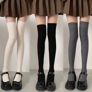 过膝袜女春秋JK袜子微压灰色显瘦半截长袜日系瘦腿黑色白色长筒袜