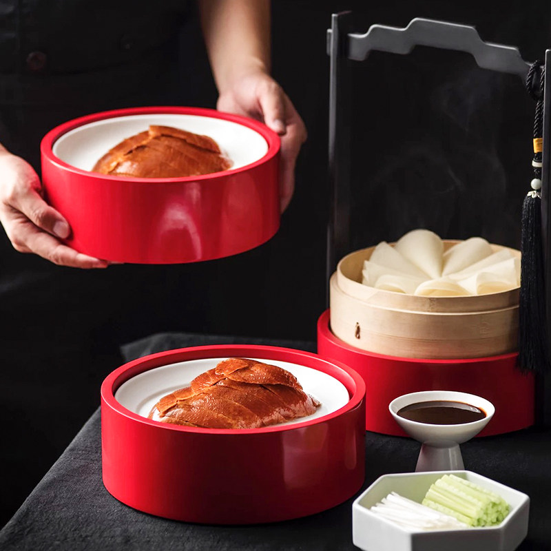 新中式圆形大红三层仿漆器盒片皮烤鸭套装盘子蒸笼北京菜熟食餐具