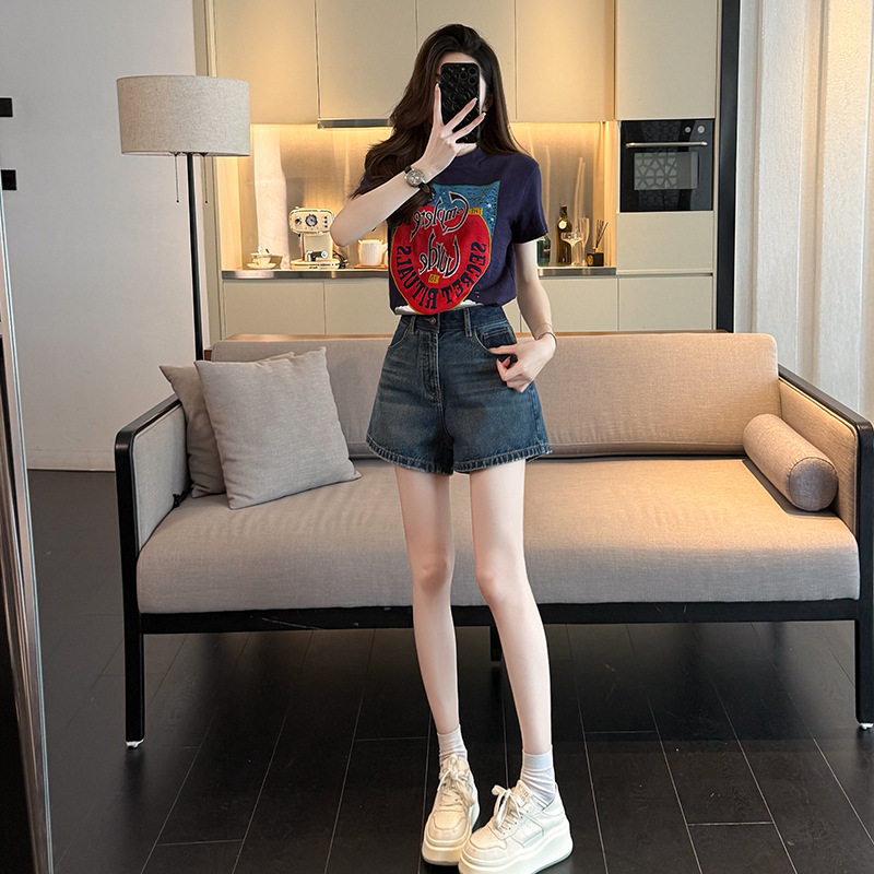 夏季新款清爽少女甜美印花T恤复古港风时尚牛仔短裤气质两件套潮