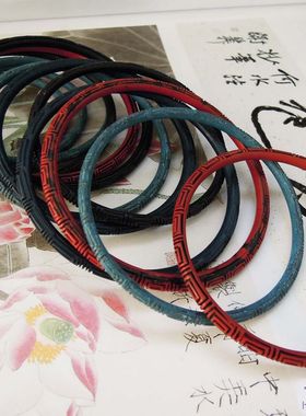 购物满200元加25元换 八十年代手工雕漆回纹手镯一只 有略微瑕疵