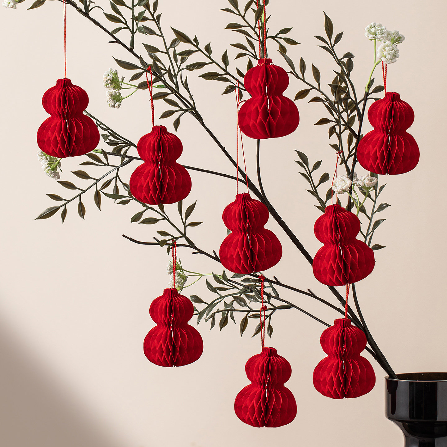 春字小挂件新年装饰用品2026马年新款蜂窝球盆景挂饰过年家用布置,节庆用品/礼品,挂饰/生肖挂饰,淘宝优惠券,粉丝福利购,淘宝优惠卷