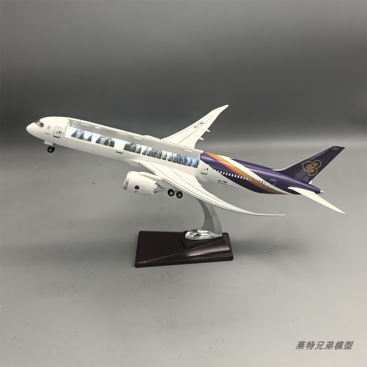 带灯可开舱盖泰国航空泰航787-9仿真客机飞机模型摆件收藏礼品