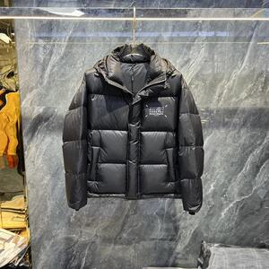 2023冬季新款时尚潮牌连帽保暖羽绒服男士欧货字母印花修身外套潮