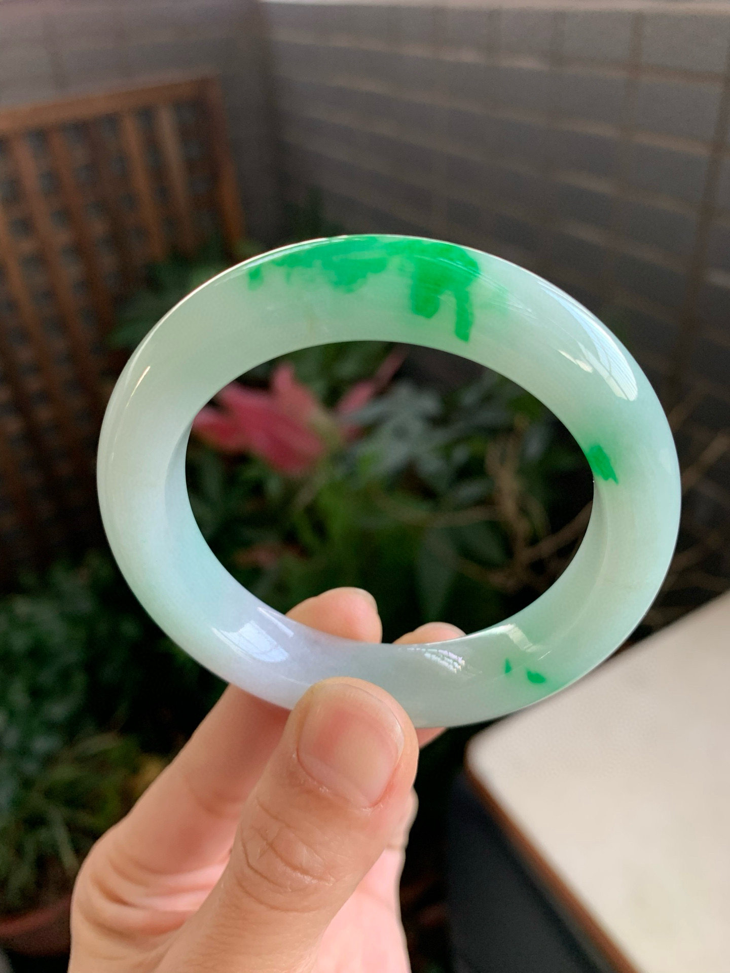 52圈口缅甸天然A货翡翠冰飘花正圈手镯肉质细腻冰透带证书