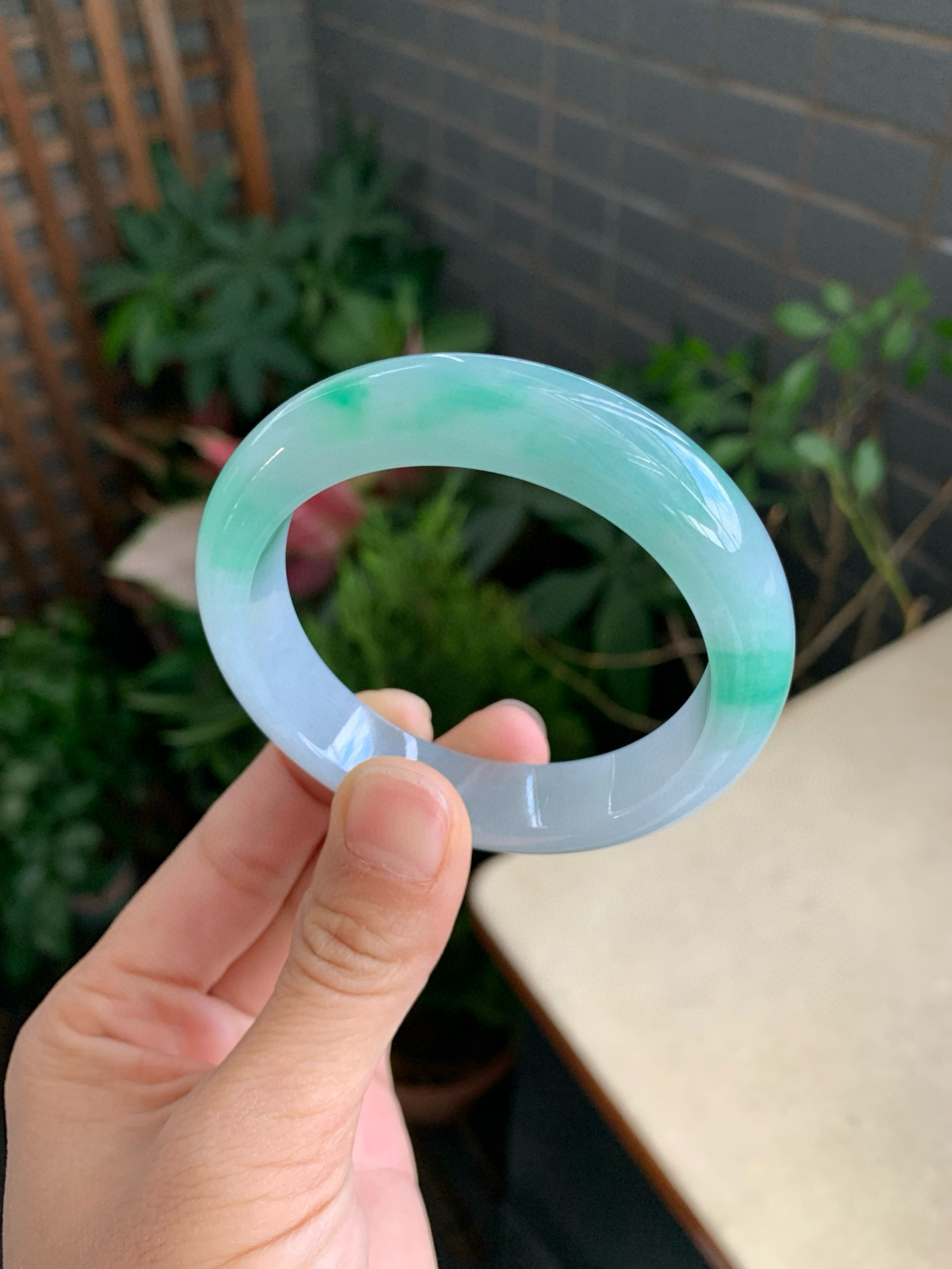 54圈口缅甸天然A货翡翠冰飘绿正圈手镯肉质细腻冰透带证书