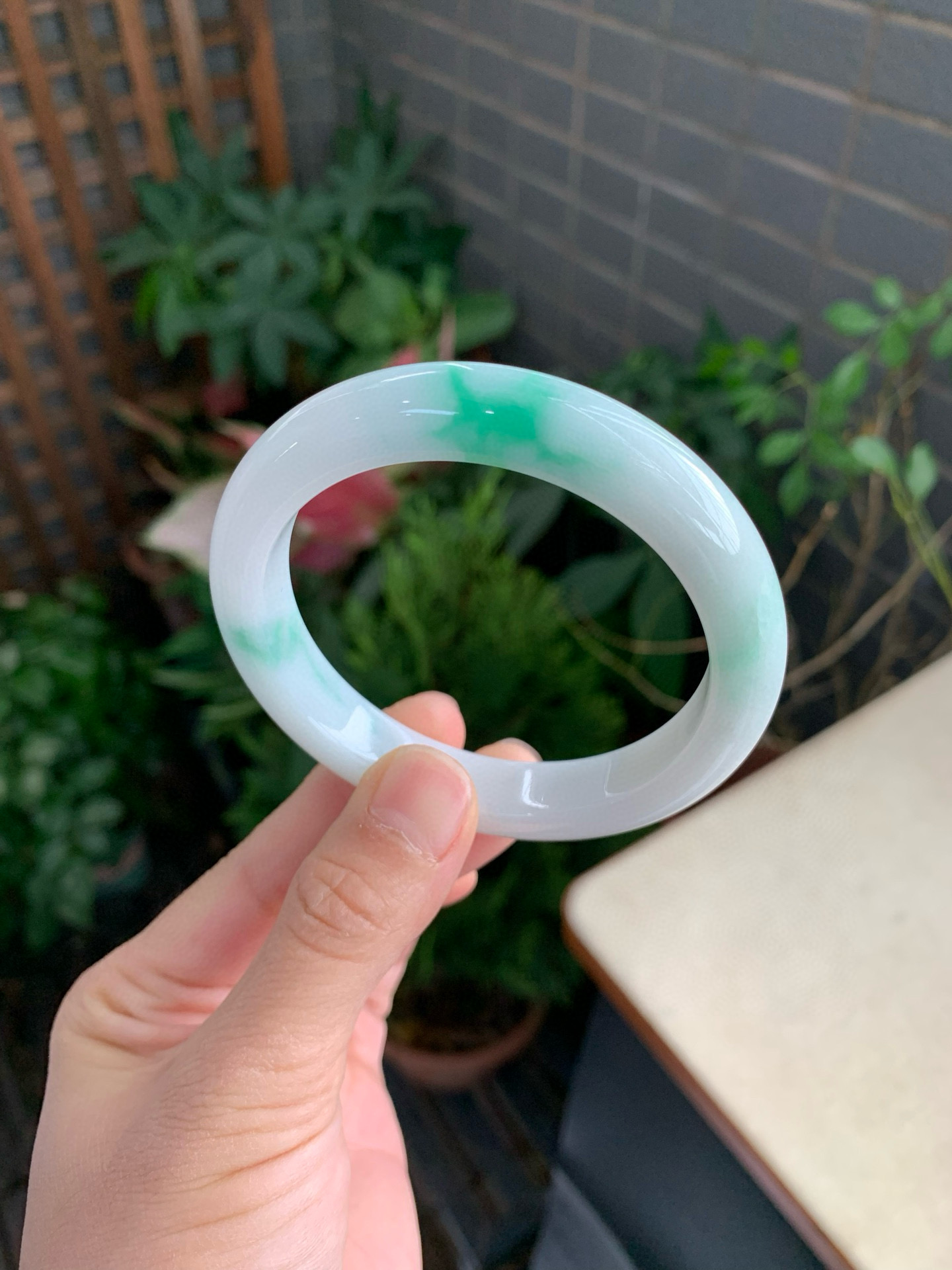 59圈口缅甸天然A货翡翠冰飘绿正圈手镯肉质细腻冰透带证书