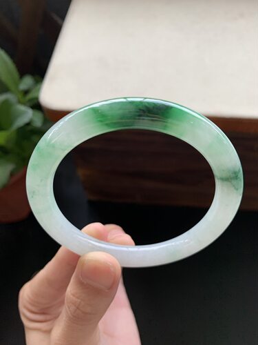 冰种飘花翡翠手镯】价格_图片_淘宝天猫冰种飘花翡翠手镯优惠商品大全