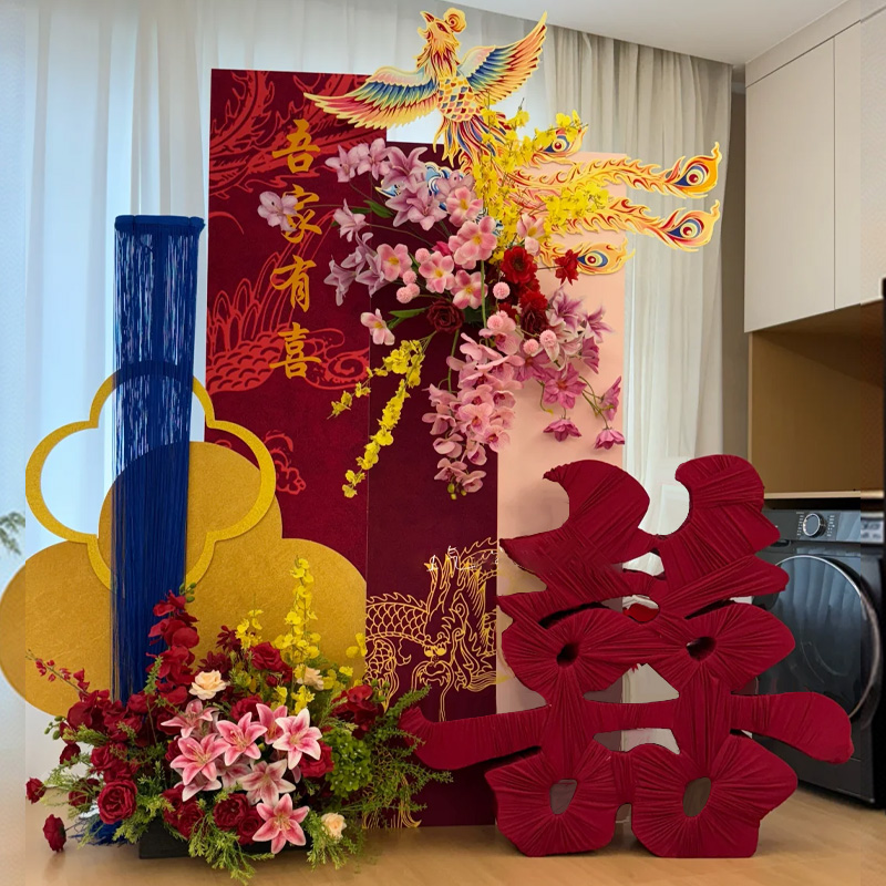 新中式婚房布置装饰晨袍拍照道具