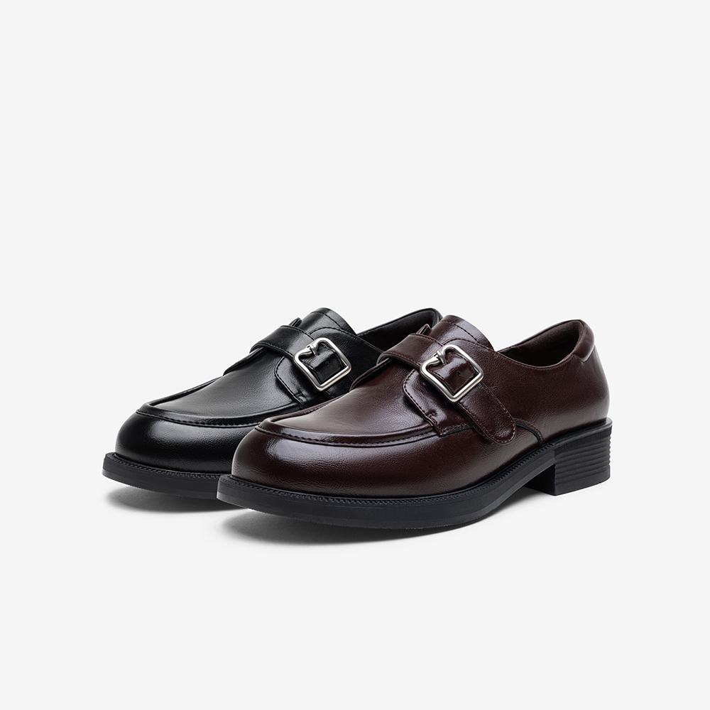 百思图2025夏季商场新款英伦风扣带牛津鞋黑色皮鞋女单鞋BV305CA5