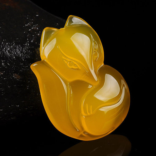 玛瑙 白黄玉髓狐狸吊坠挂件男女款 黄色蜀黍