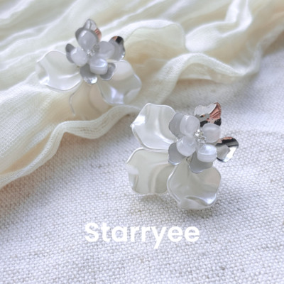 Starryee温柔金属奶油花朵耳饰女