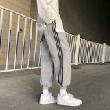 2021春季新款宽松休闲裤男韩版运动小脚卫裤条纹九分裤子K89-P25，男装休闲裤，星座1703A