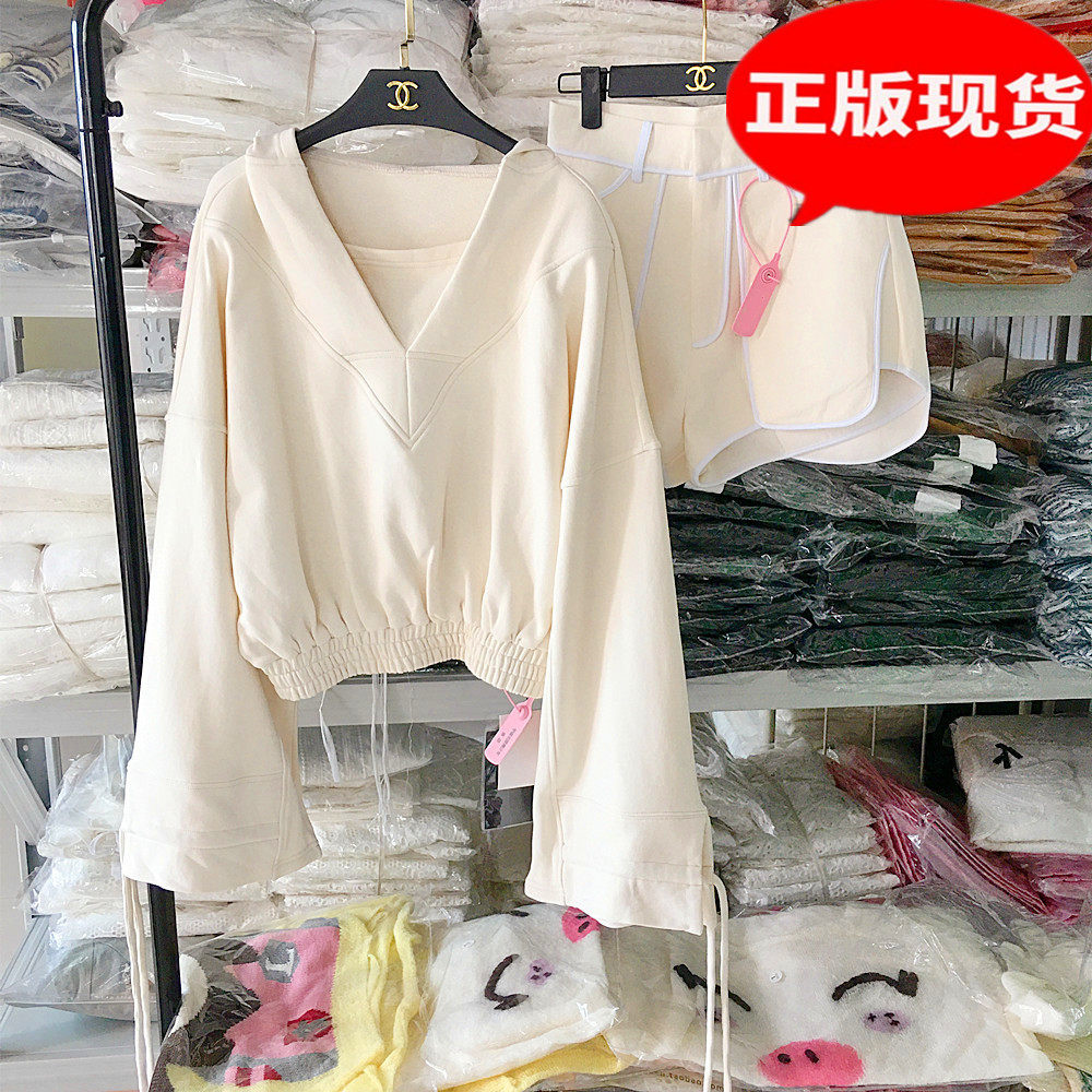 地球店宽松抽绳连帽米白色卫衣女