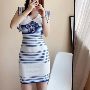 地球店 海军风钉珠蝴蝶结条纹修身显瘦连衣裙女夏季甜美精致现货