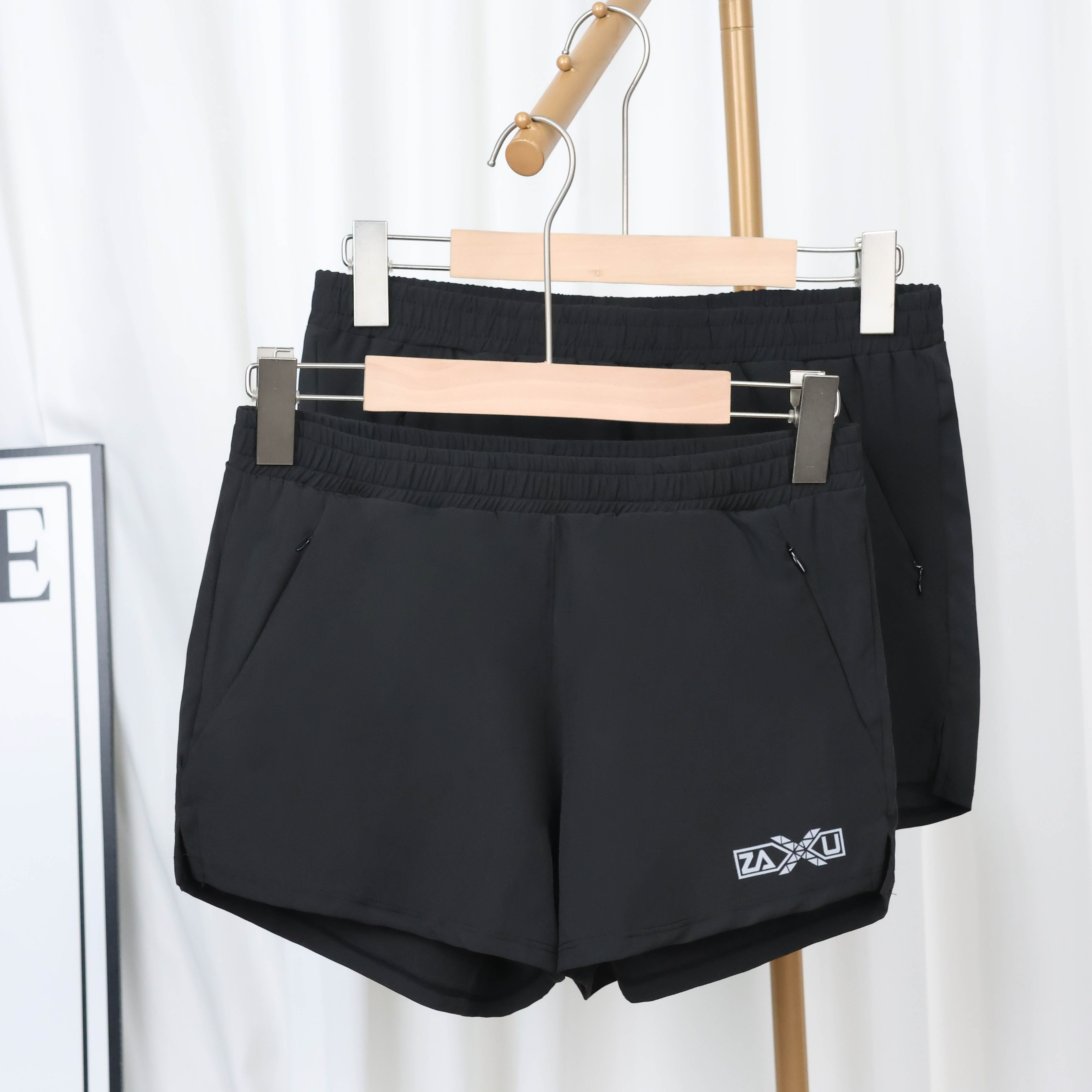 运动外搭短裤男女速干休闲健身裤瑜伽打底裤宽松训练跑步瑜伽裤