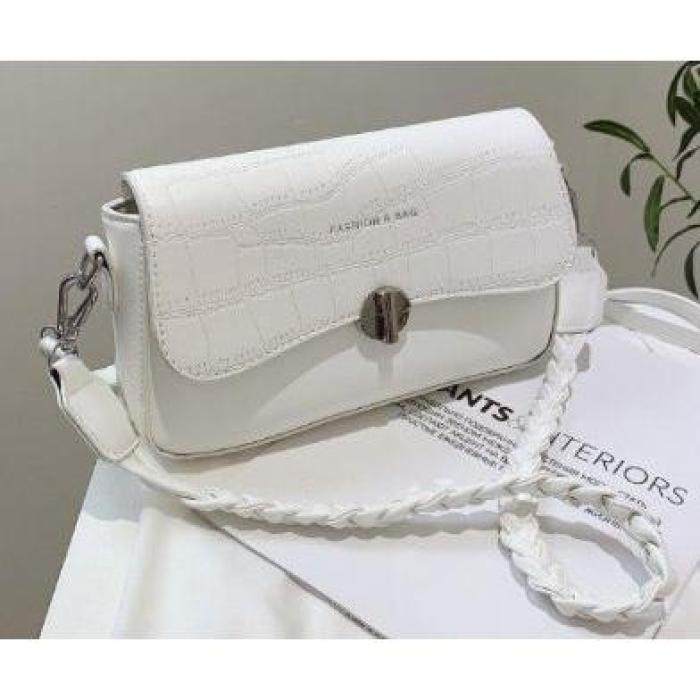 秋冬高级感小包包女2025新款时尚百搭鳄鱼纹斜挎包链条手提小方包,箱包皮具/热销女包/男包,胸包,淘宝优惠券,粉丝福利购,淘宝优惠卷