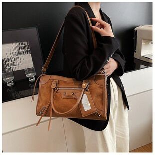 简着限定麂皮绒棕色巴黎复古机车辣妹迷你小方包女单肩斜挎包