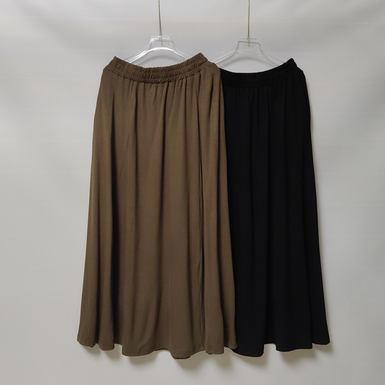 2025年秋季新款高端复古半身裙时尚妈妈秋冬装气质弹力大摆裙子女