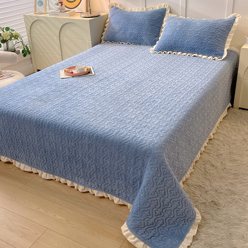 牛奶绒床盖三件套冬季加厚保暖