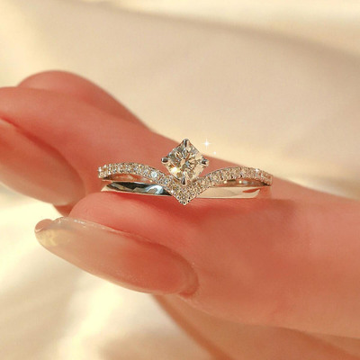 DR莫桑石钻戒纯银戒指女小众设计