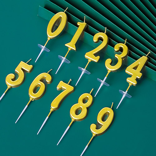 金色数字蜡烛生日蛋糕插件