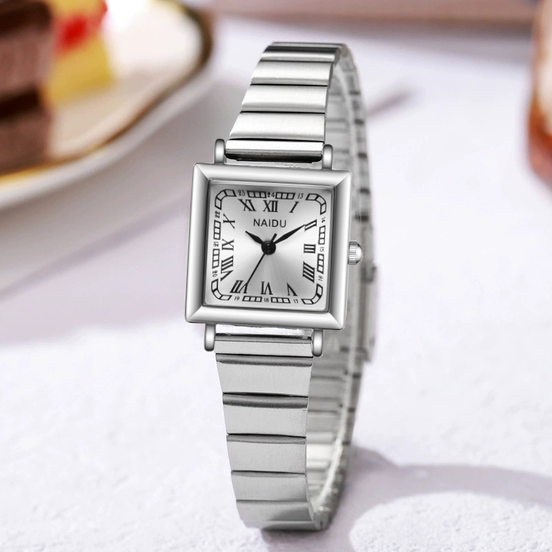 跨境爆款时尚韩版方形女士手表女款式小众感气质广州腕表爆款