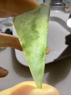 O437天然缅甸翡翠A货边角料保真保A假一罚三