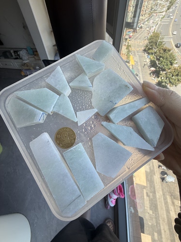 E391一份天空蓝天然缅甸翡翠A货边角料保真保A假一罚三