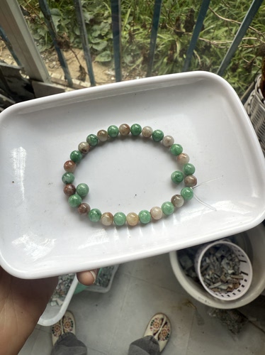 K258成品卡6.5阳绿洒红翡手串天然缅甸翡翠A货保真保A假一罚三