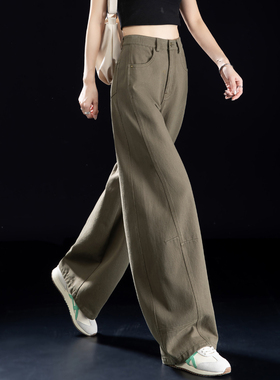 版型超好看的牛仔裤阔腿宽松女裤2026新款春秋季军绿色休闲弯刀裤