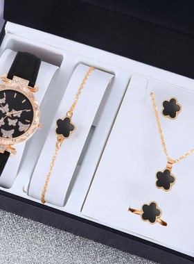 新年礼物送女生ins显白四叶草手链礼盒装洗澡可戴不掉色精美饰品