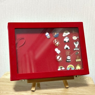 大红绒海绵胸针盒大容量带盖透明徽章展示架标本像章相框收纳盒子