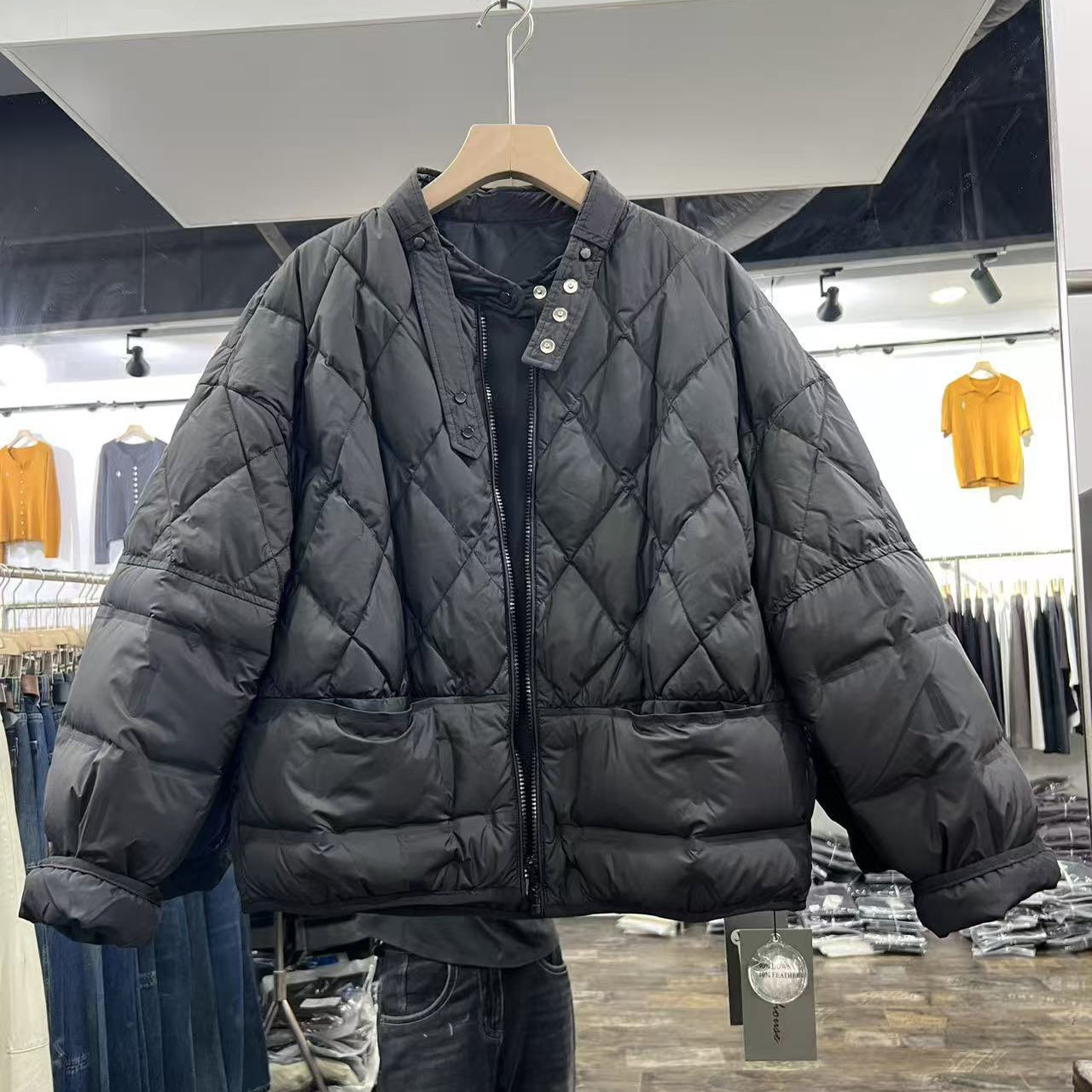 立领菱格羽绒服保暖显瘦