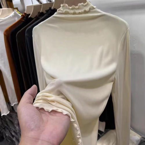 双层木耳边半高领打底衫