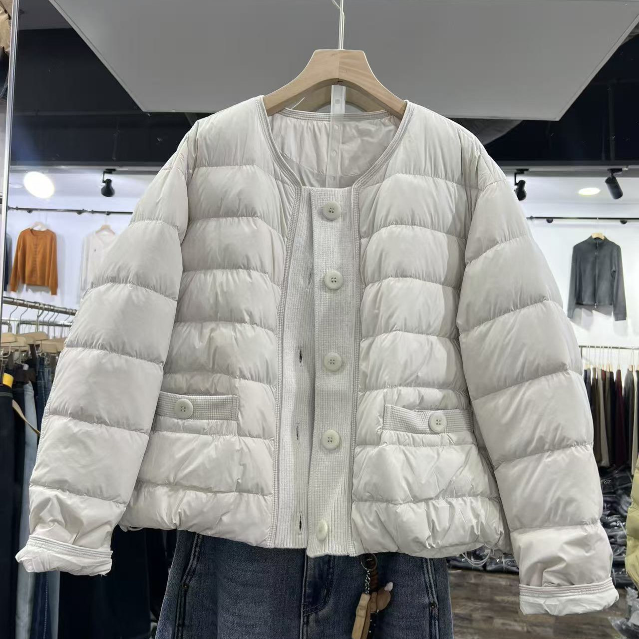 针织拼接圆领羽绒服短款