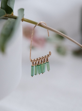 UNELGE手作新品原创设计新中式绿色系耳环女韵味小众气质玻璃耳饰