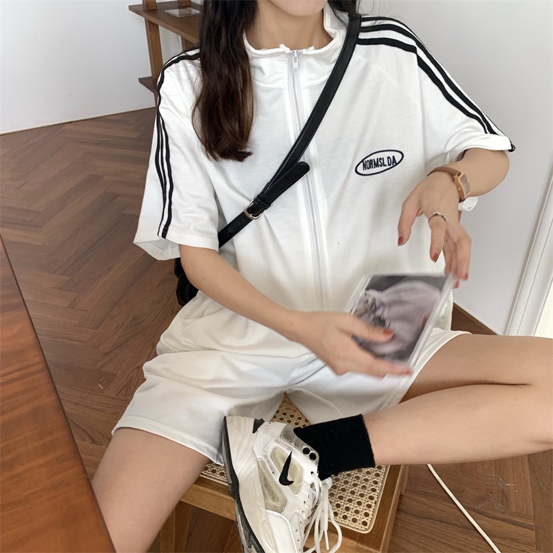 Real photo of 2021 summer clothes new Korean embroidery zipper casual suit for women