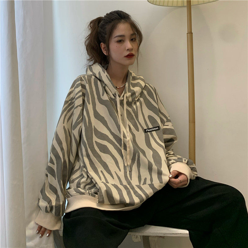 Real photo 2021 early spring loose Korean street Zebra Print coat lazy style top fashion