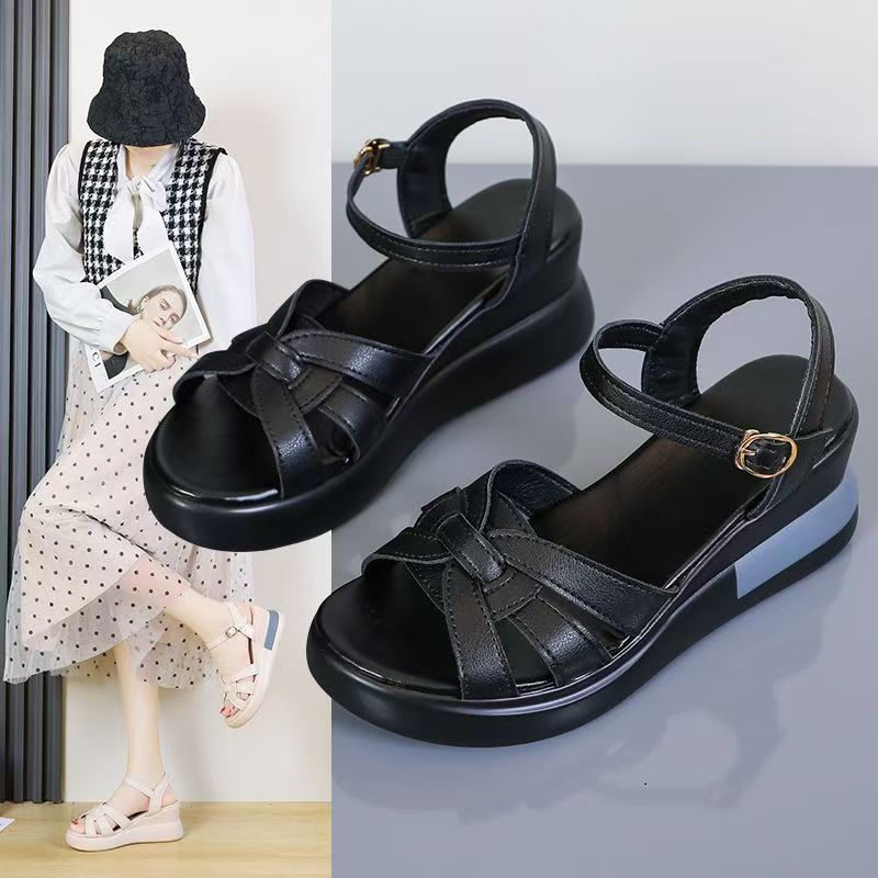 品牌厚底凉鞋女2025年新款夏季时尚软底休闲增高百搭外穿坡跟罗马