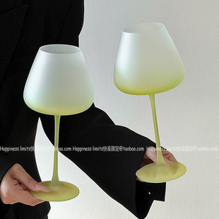 小众复古磨砂渐变绿斜口凹底红酒杯家用高脚玻璃杯勃艮第葡萄酒杯