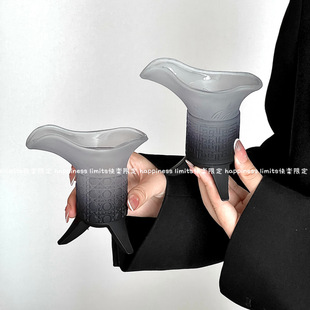 磨砂渐变黑帝王杯创意仿古爵杯家用复古秦始皇奶茶杯古代三足杯子