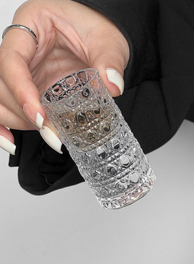 新款轻奢小酒杯浮雕加厚玻璃白酒杯酒盅小号家用一口杯烈酒宝石纹