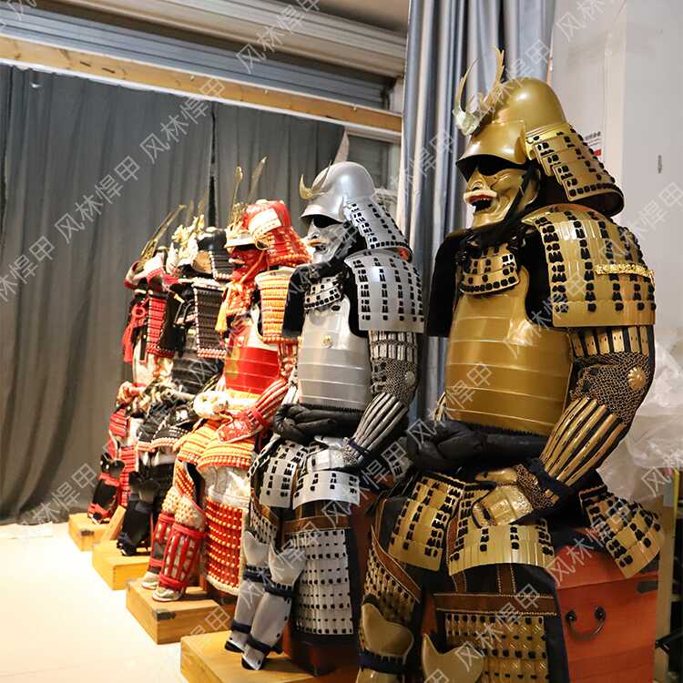 工厂定制日本武士盔甲甲胄铠甲甲片真人等身户外酒店餐厅摆件定金